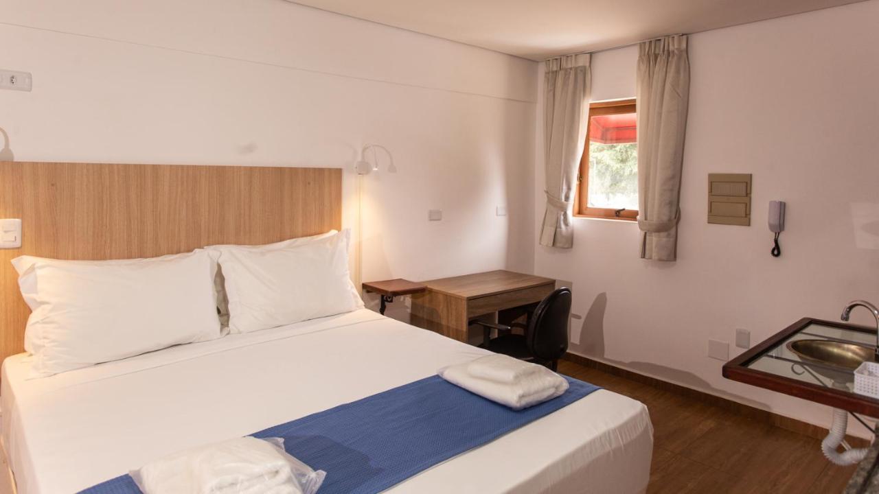 Monet - Granja Vianna Hotel 4*